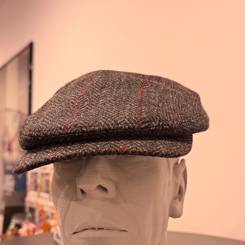 Mucros Weavers Killarney Gray Tweed Newsboy Kerry Cap with Subtle Red Windowpane